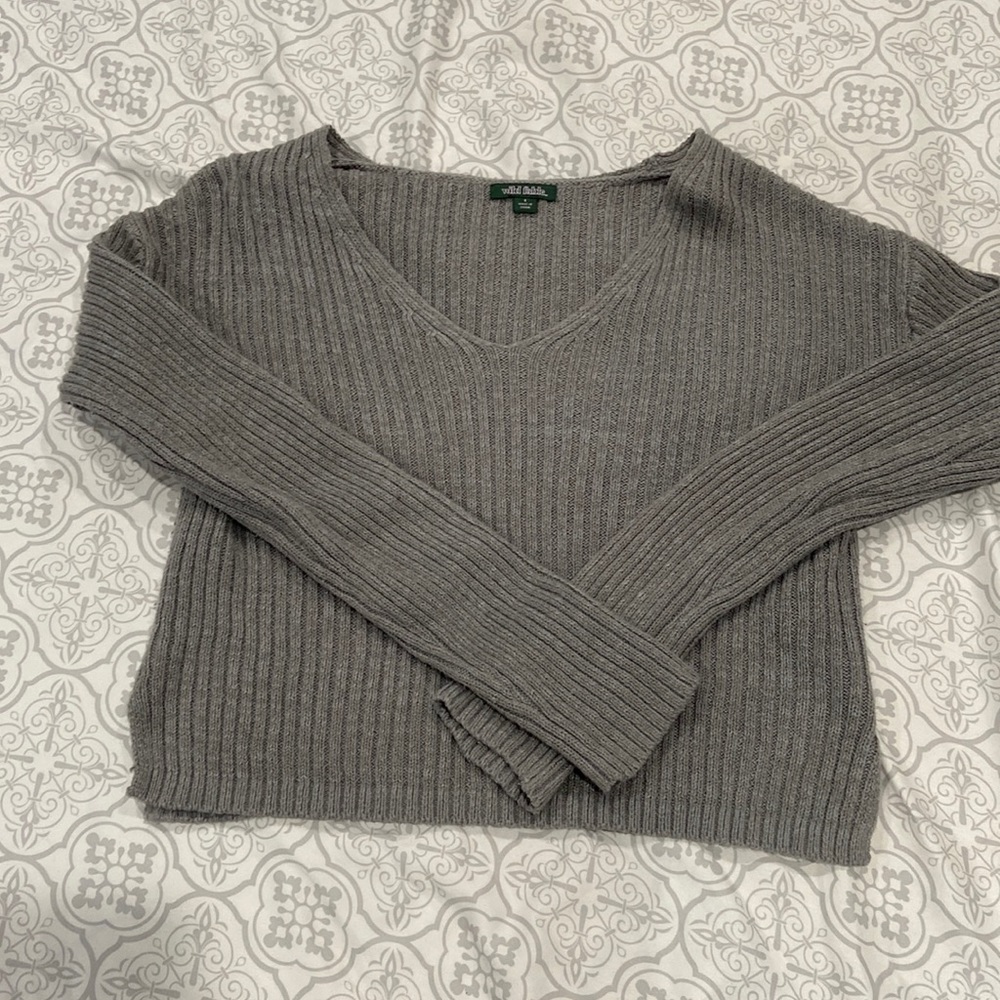 Grey sweater